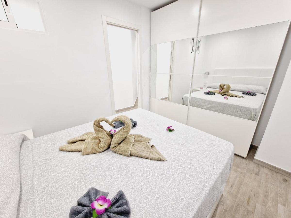 Luxury San Marino Apartment & Pool View Los Cristianos  Exterior foto